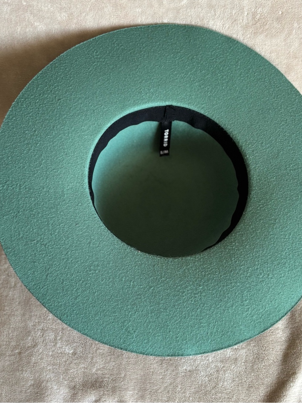 Torrid Wide Brim Felt Women's Hat in Teal with Decorative Shiny Band - Picture 4 of 4